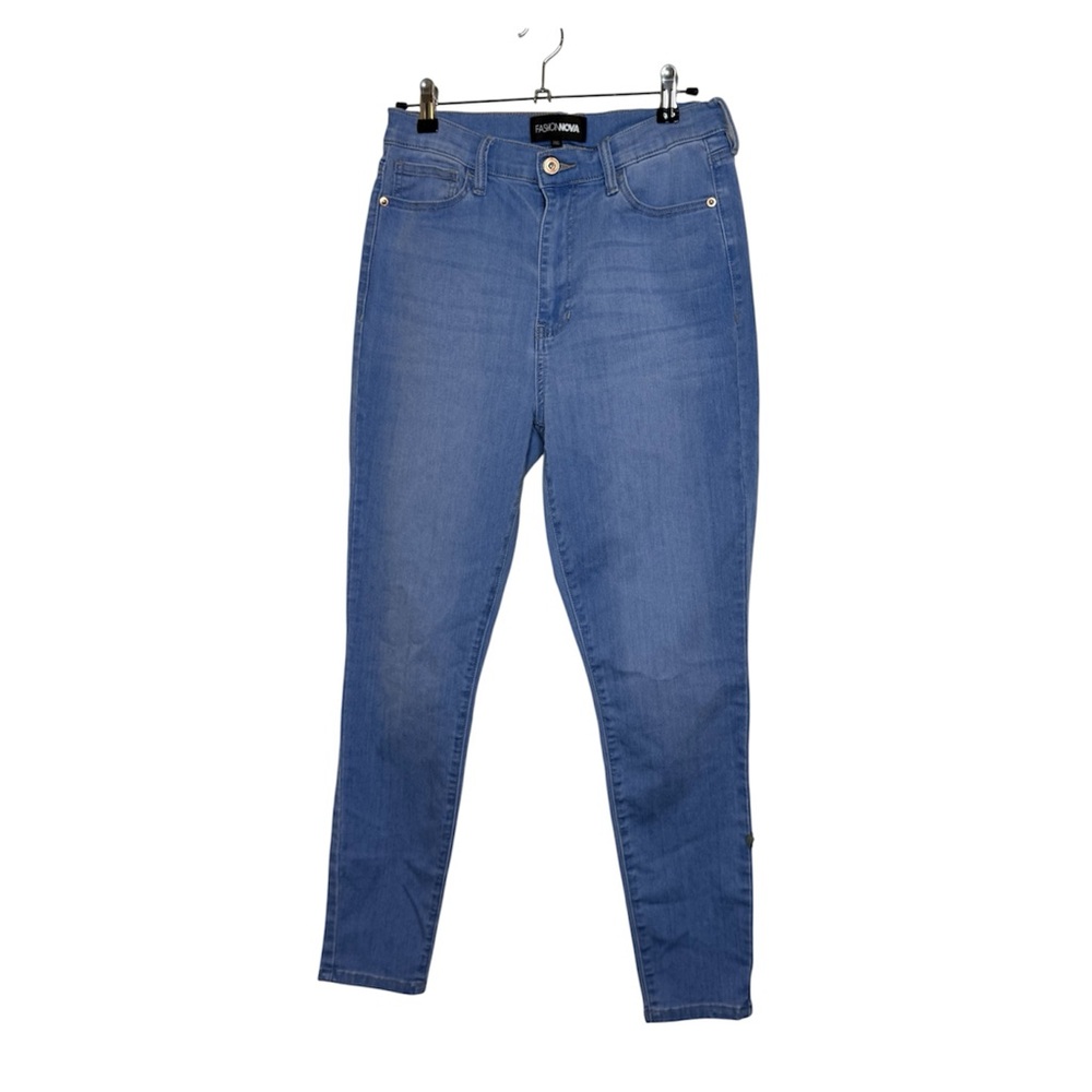 Fashion Nova Women's Blue Jeans Size 11